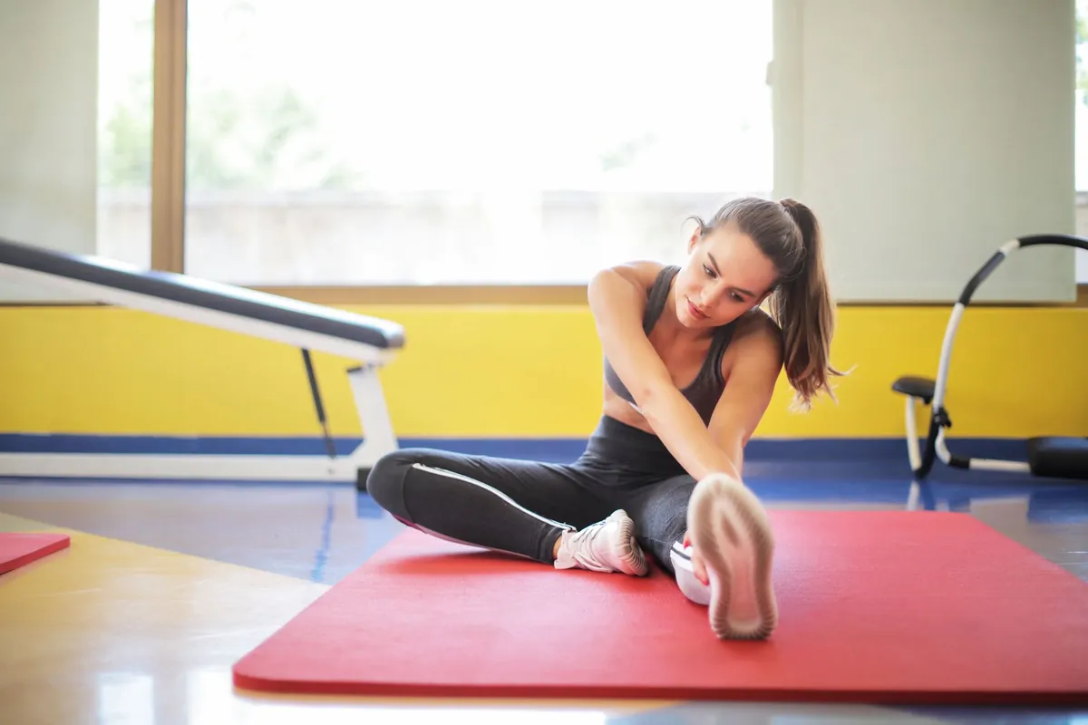 Pilates Sonrası Kas Ağrısı: Normal mi, Ne Zaman Dikkat Edilmeli? — pilates bilgilendirme yazısı